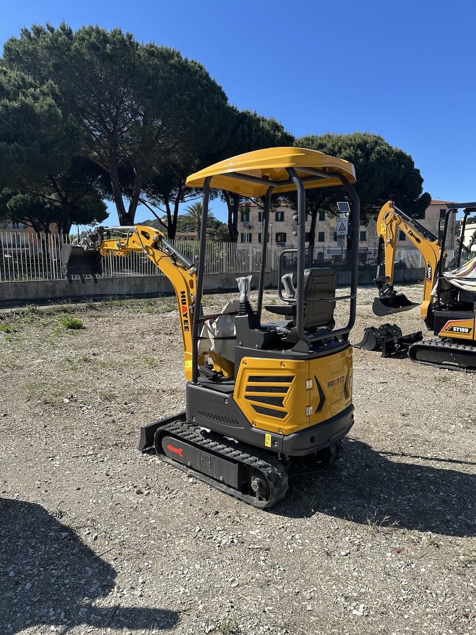 Miniescavatore Huayee HY12
