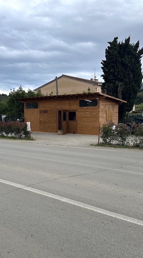 Sede operativa Noleggio Lumia a Mola