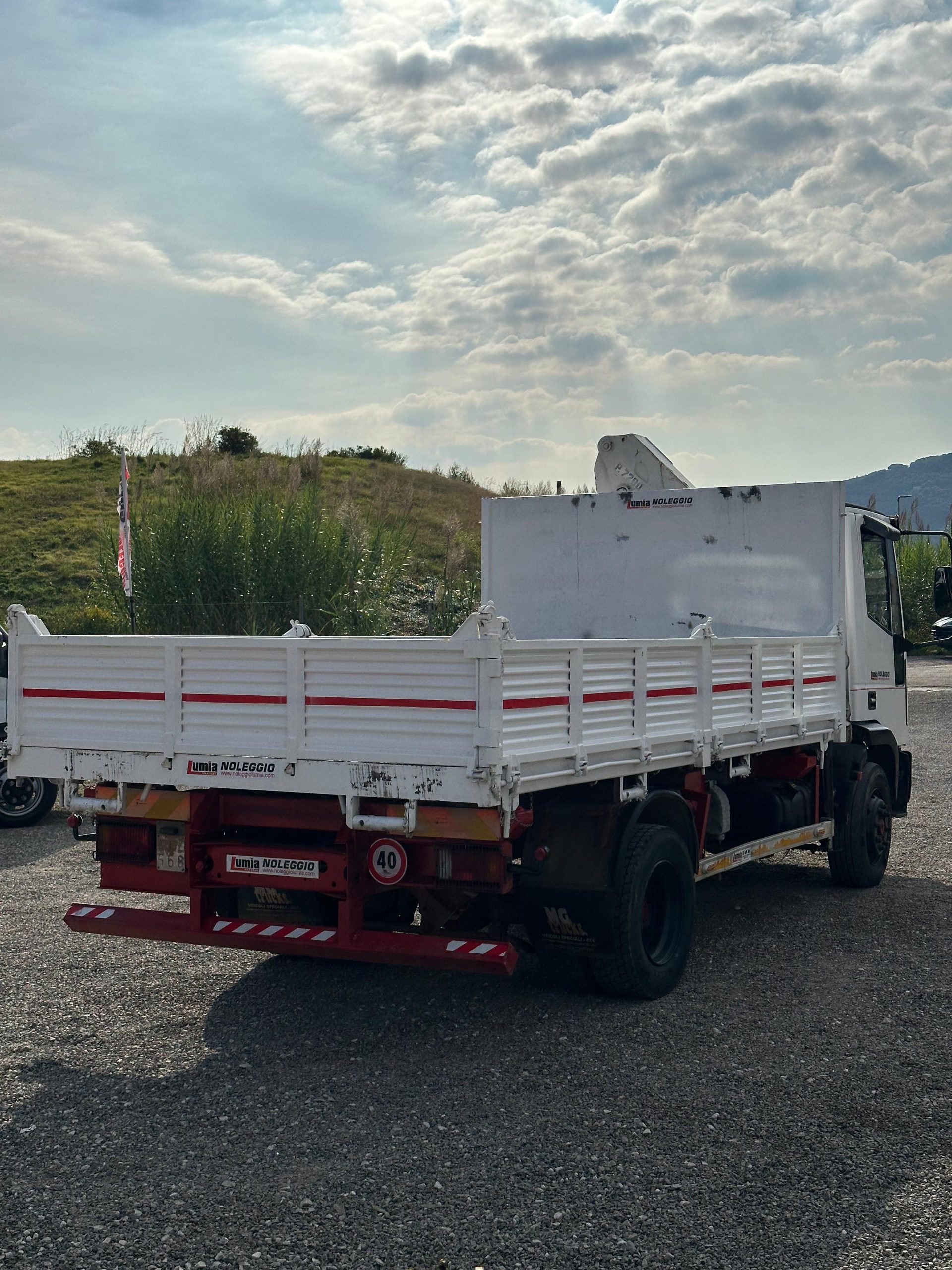 WhatsApp Image 2025-10-18 at 15.25.47 (1)