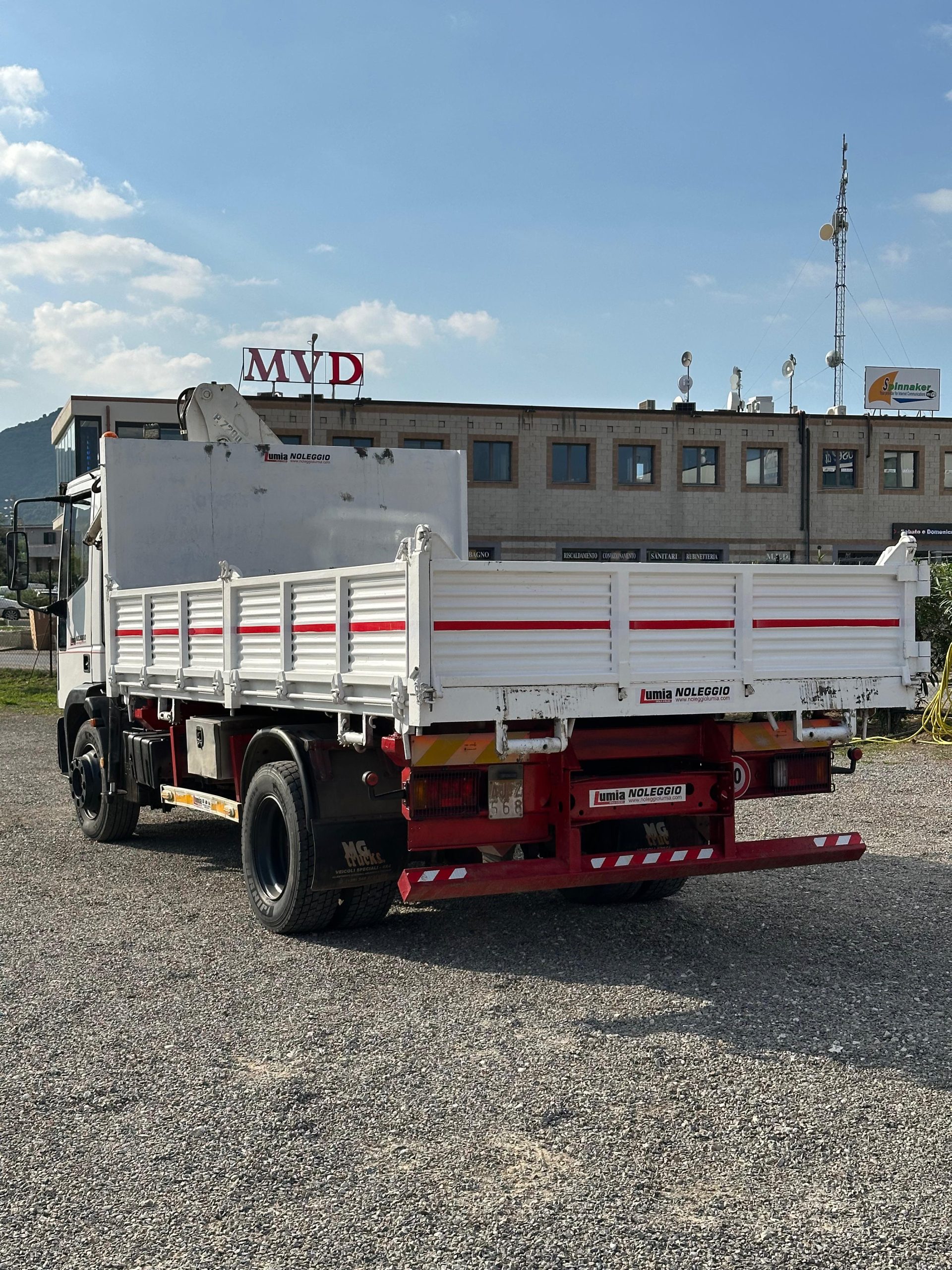 WhatsApp Image 2025-10-18 at 15.25.47