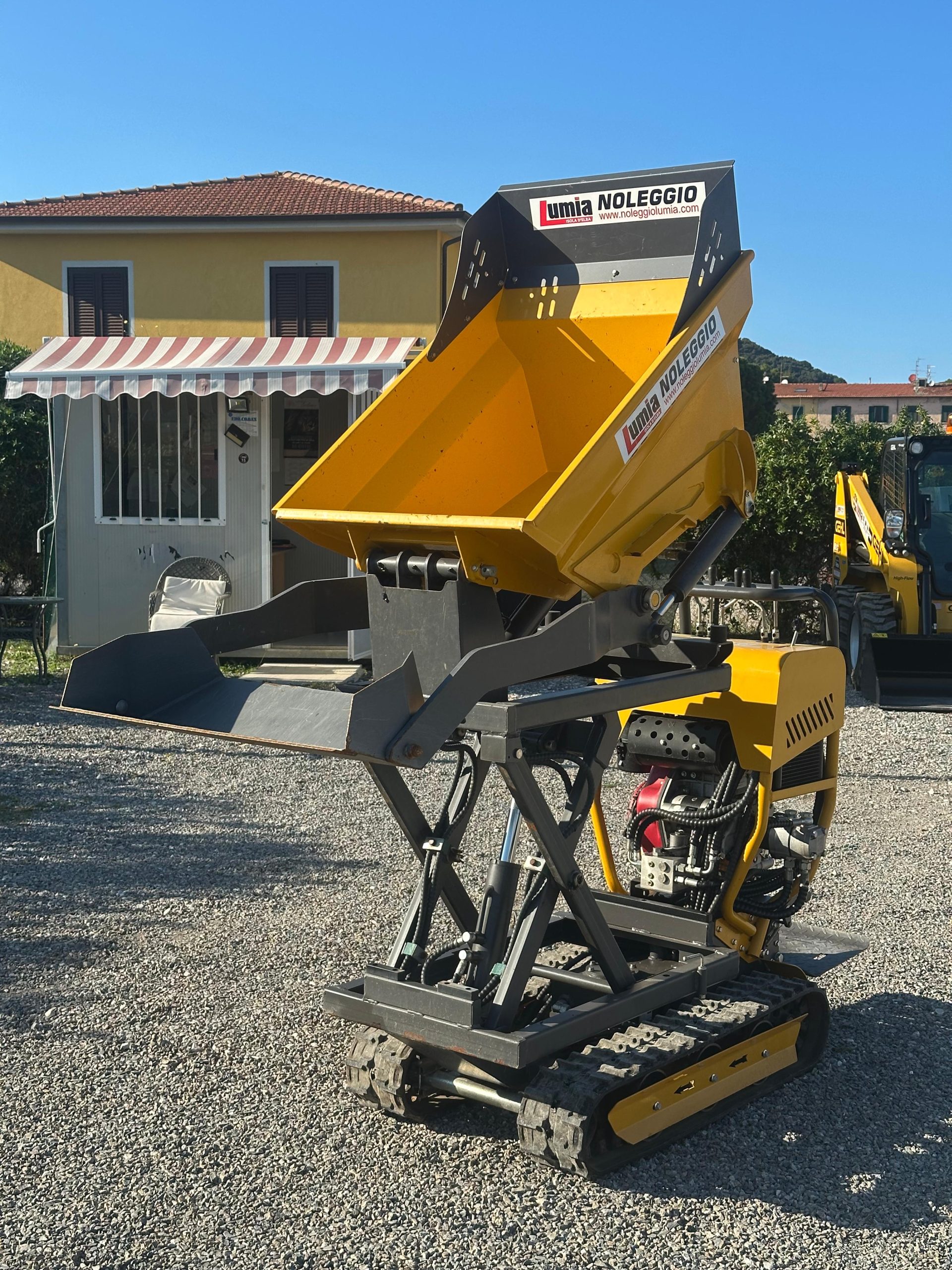 WhatsApp Image 2025-10-18 at 16.06.29