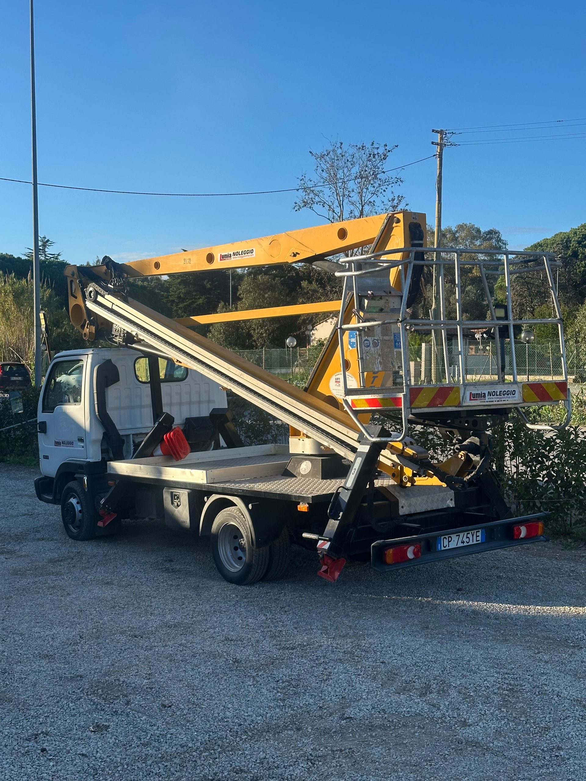 WhatsApp Image 2025-11-18 at 15.21.44